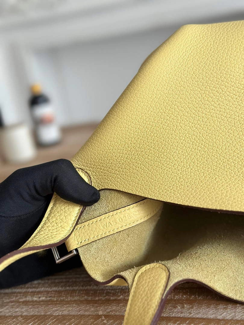 Hermès Picotin Lock 18 pocket bag Togo Leather Yellow H9352005 - silver - View 6