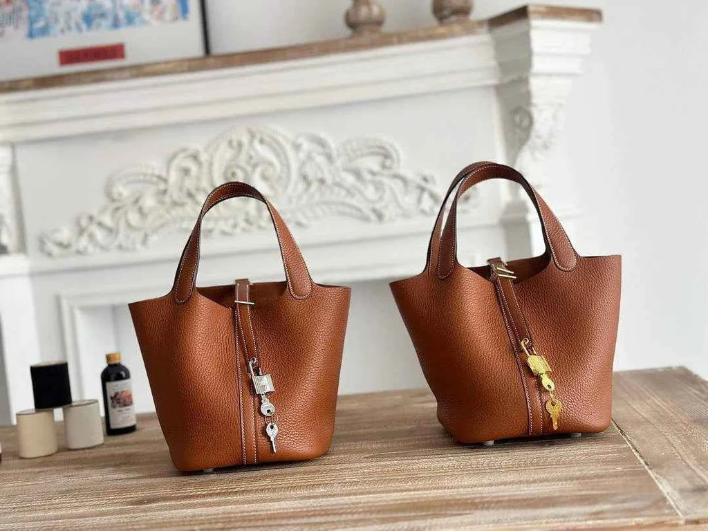 Hermès Picotin Lock 18 pocket bag Togo Leather Brown H9352001 - silver - View 1