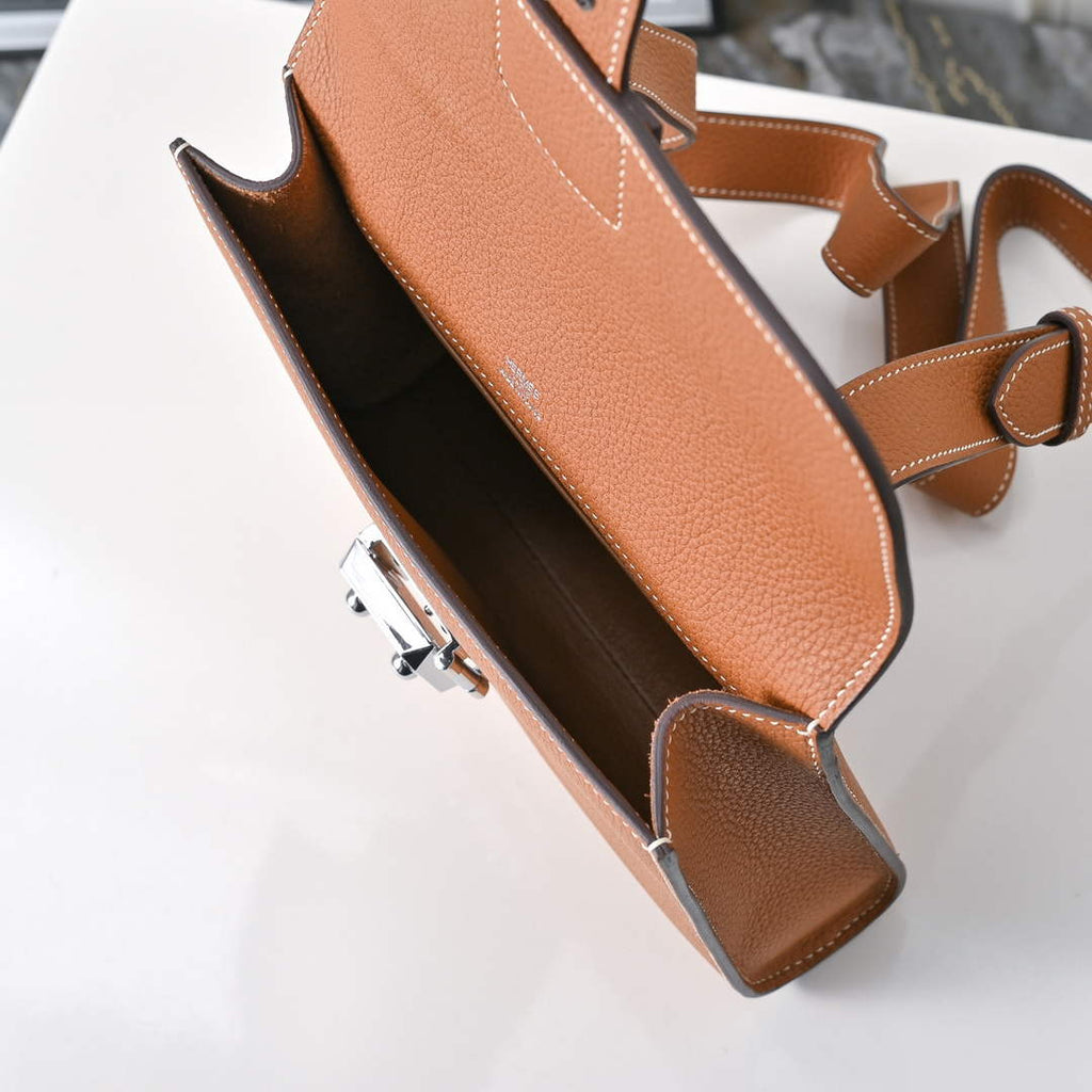 Hermès Sac Dépêche 21 Tan Epsom – The Perfect Gift for Hermès Lovers - Default Title - View 9