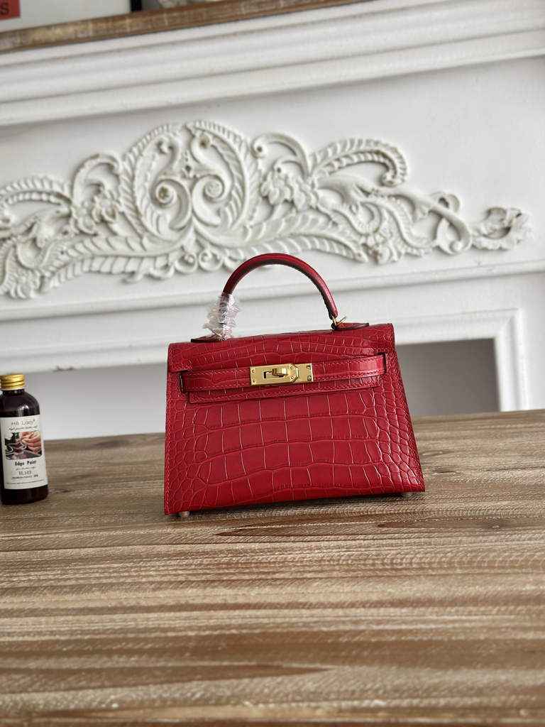 Hermes Kelly Bag 19cm Calfskin Red Gold