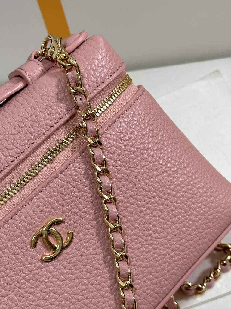 Chanel Large Vanity with chain, AP5347 Calfskin Pink