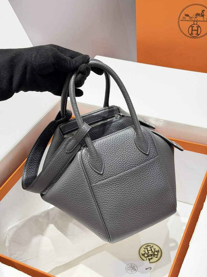 Lindy Hermès 26 Bag Togo Leather H265100 - Default Title - View 3