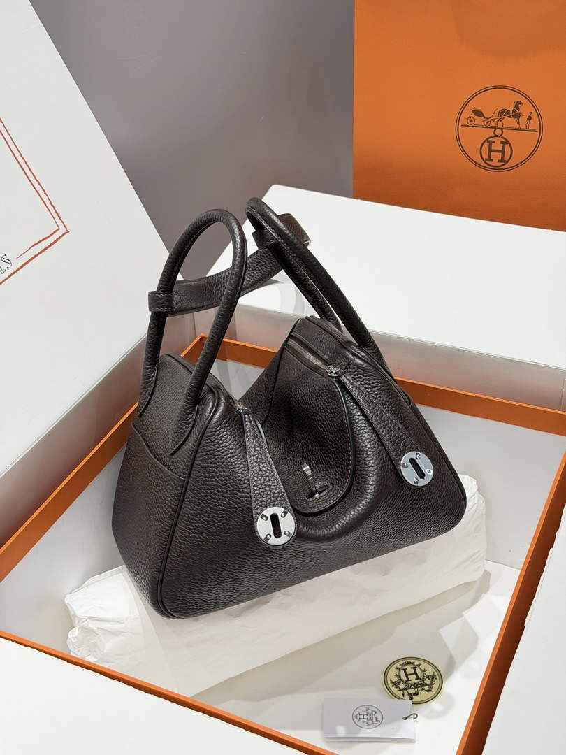 Lindy Hermès 26 Bag Togo Leather H265101 - Default Title - View 1