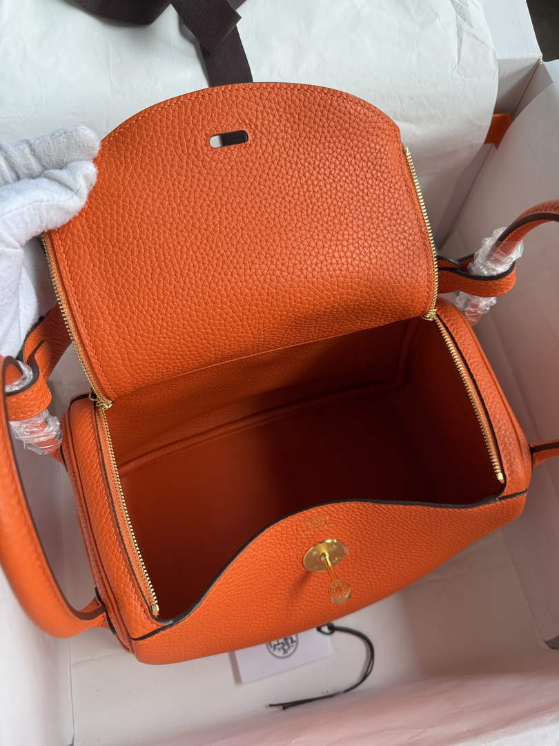 Lindy Hermès 26 Bag Togo Leather H265141 - Default Title - View 6
