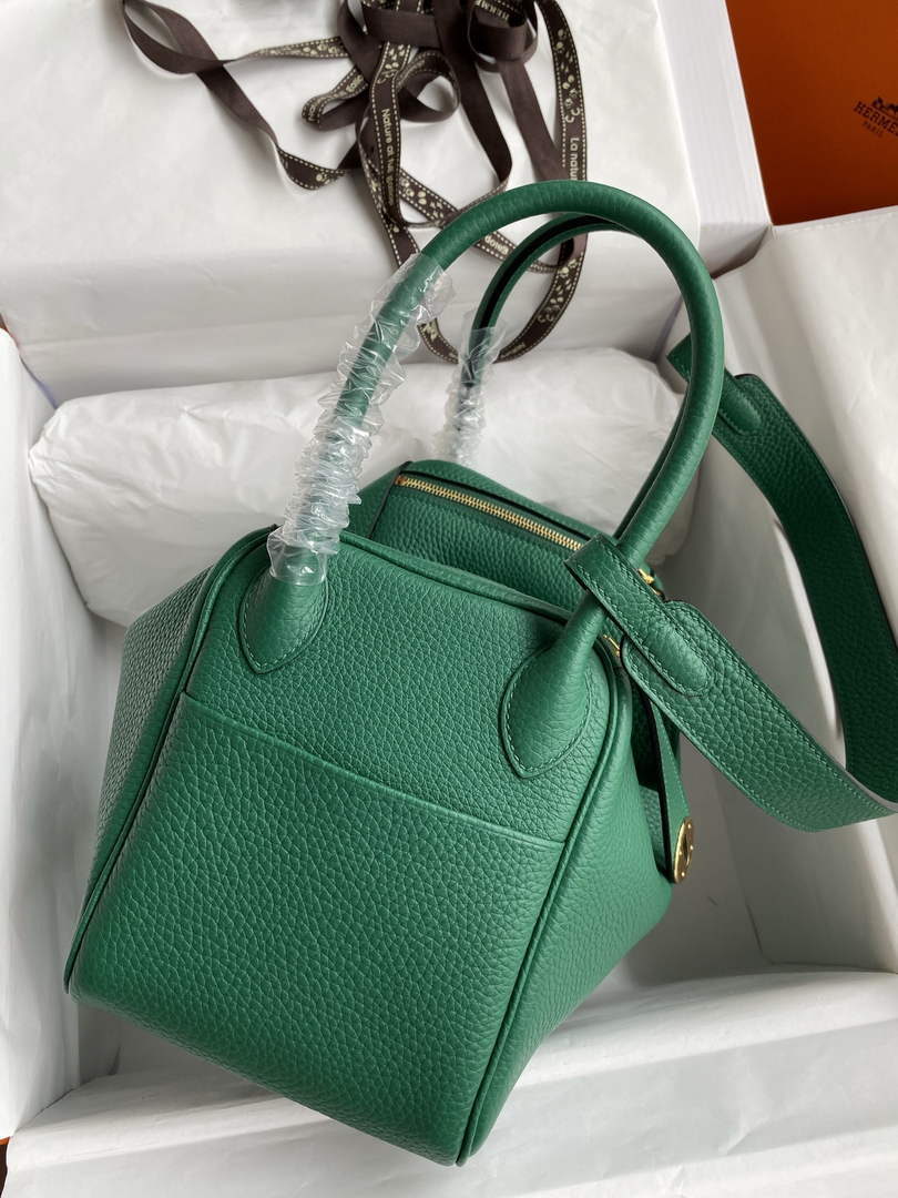 Lindy Hermès 26 Bag Togo Leather H265132 - Default Title - View 2