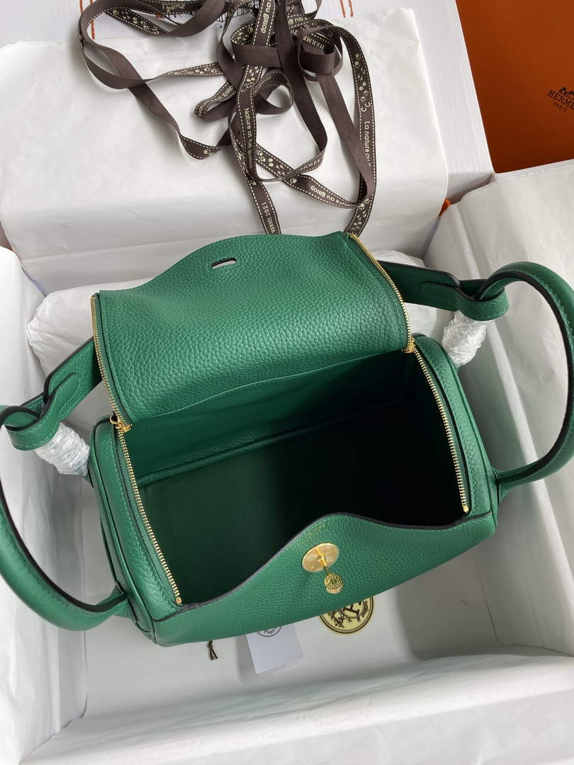 Lindy Hermès 26 Bag Togo Leather H265132 - Default Title - View 6