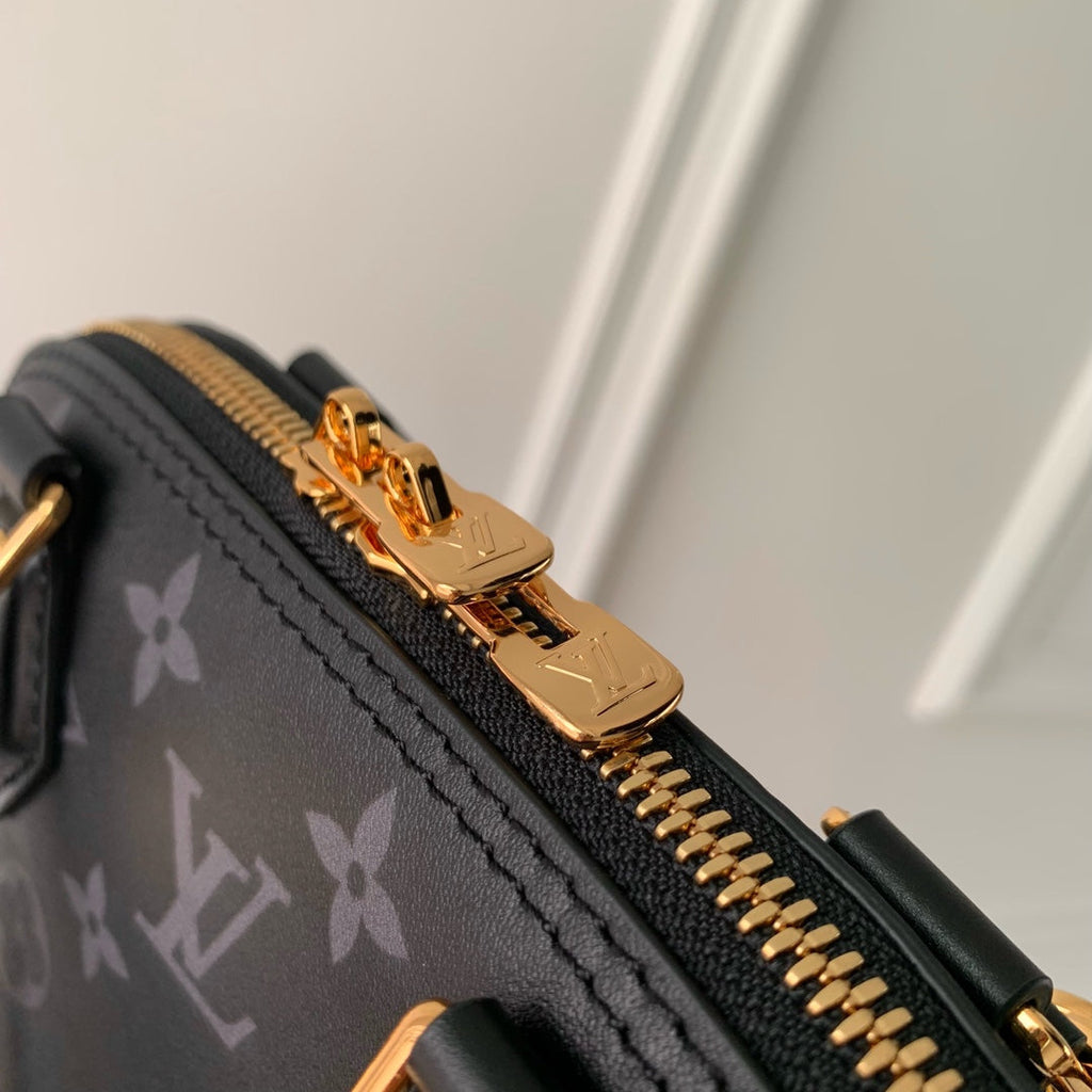 Louis Vuitton Alma BB M12561 Black Calfskin leather Gold Hardware - Default Title - View 6