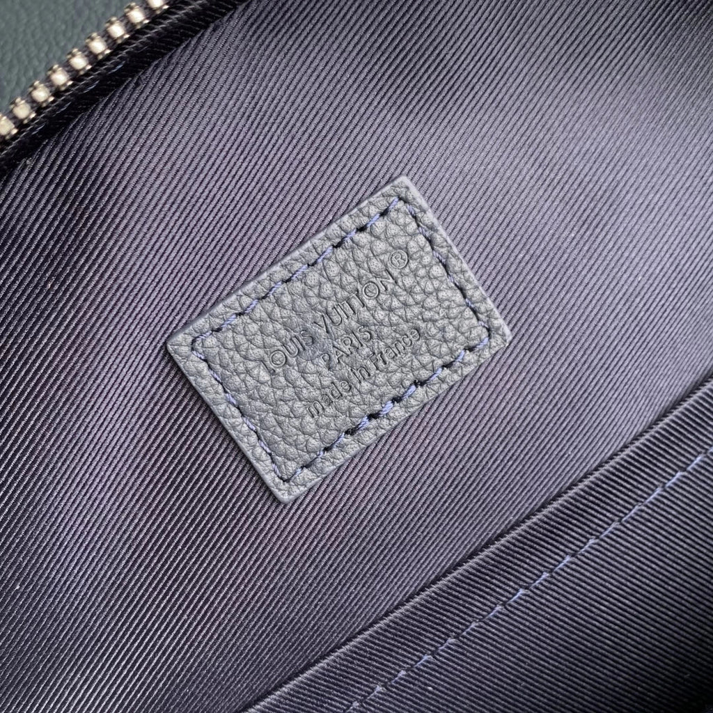 Louis Vuitton Avenue Slingbag Bag M30863 Blue Leather - Default Title - View 8