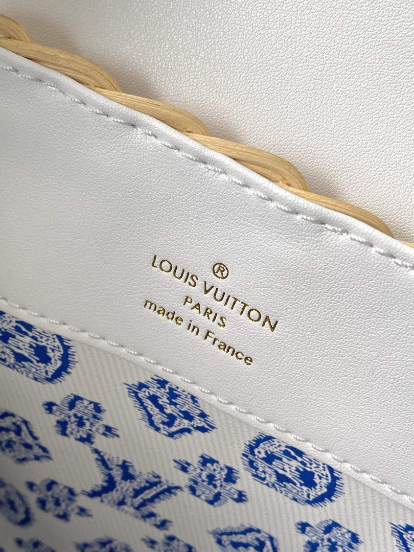 Louis Vuitton Capucines BB Bag, M26025 White Rattan and cowhide leather - Default Title - View 8