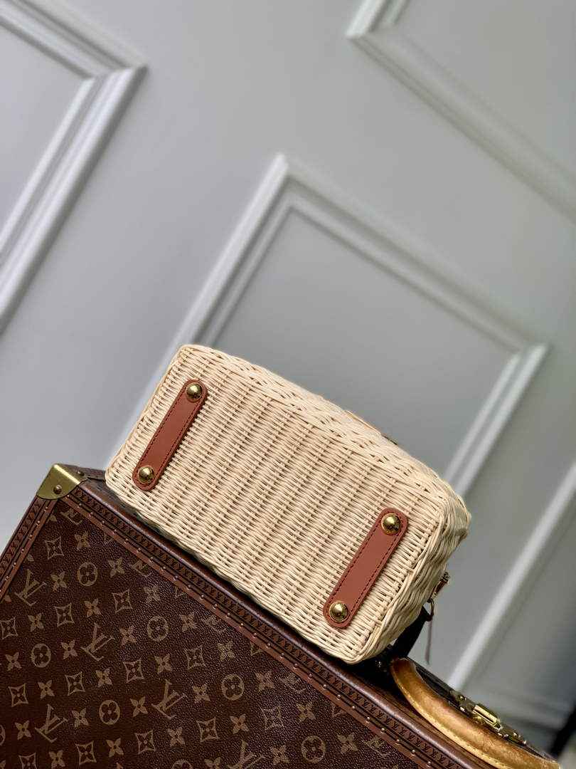 Louis Vuitton Capucines BB Bag, M26025 Brown Rattan and cowhide leather - Default Title - View 4