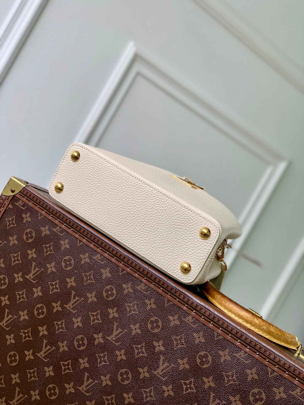 Louis Vuitton Capucines BB Bag, N89369 In Beige Taurillon Leather - Default Title - View 4