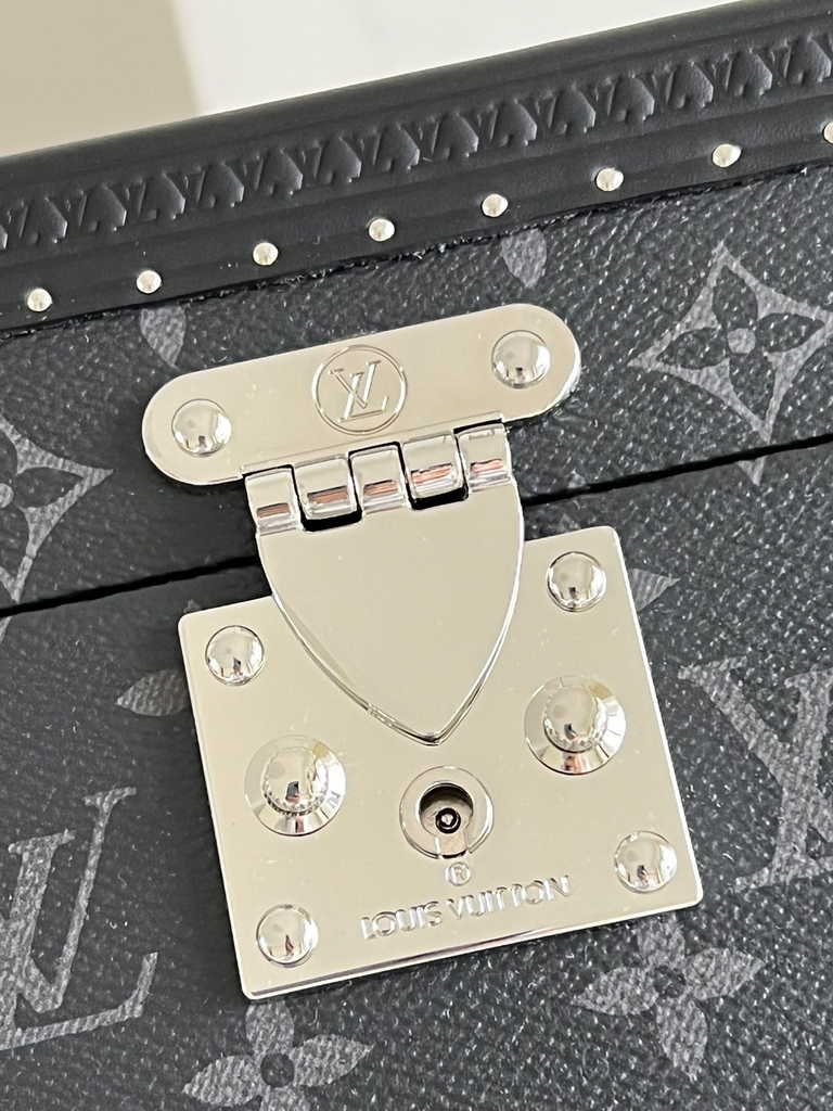 Louis Vuitton Coffret Accessoires Monogram Eclipse Canvas M44127