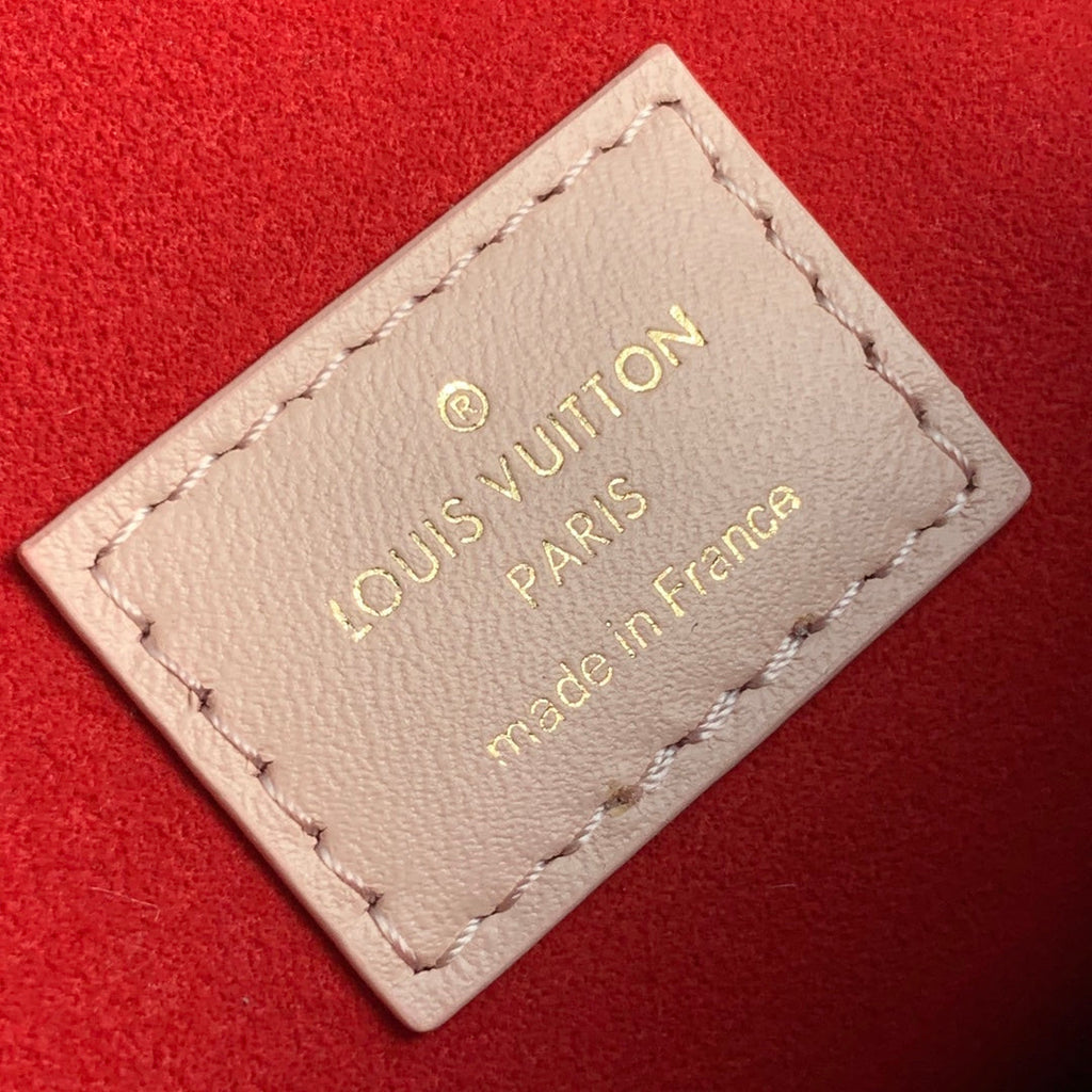 Louis Vuitton LV M58739 Coussin PM Handbags Light Pink - Default Title - View 7