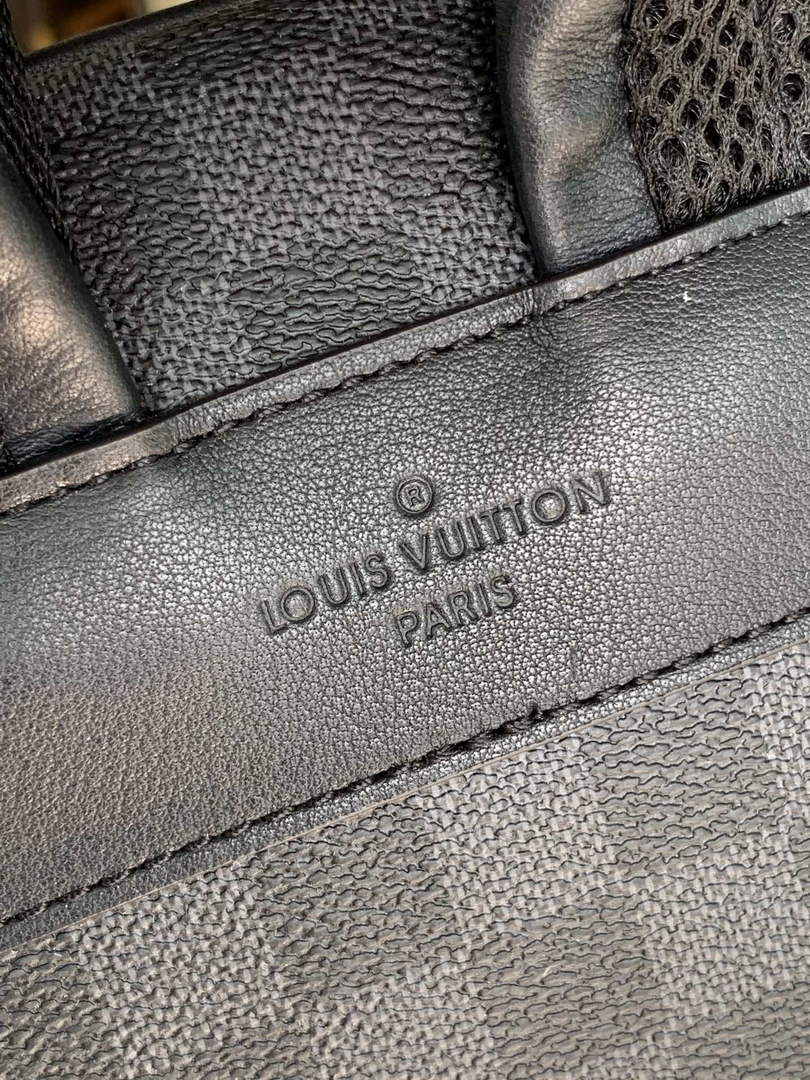 Louis Vuitton LV N40365 Josh Damier Graphite Canvas Bag - 32 x 40 x 13 cm / Damier Graphite Canvas - View 7