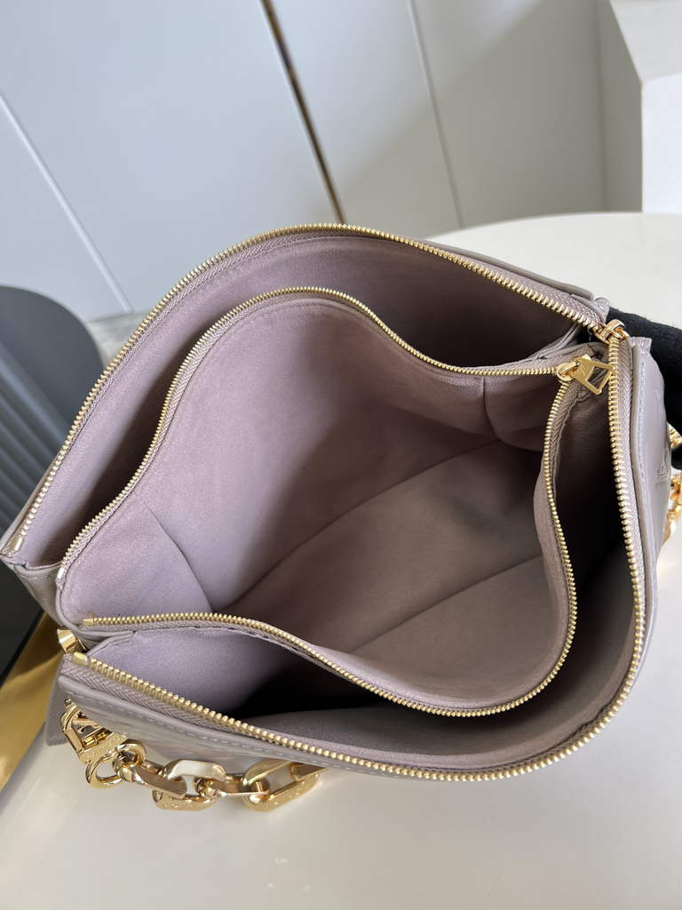Louis Vuitton M20771 Coussin MM Shoulder Handbags Lambskin Gray - Default Title - View 7