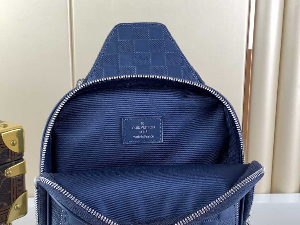 Louis Vuitton N40439 Avenue Slingbag Bag Blue Sapphire - Default Title - View 9
