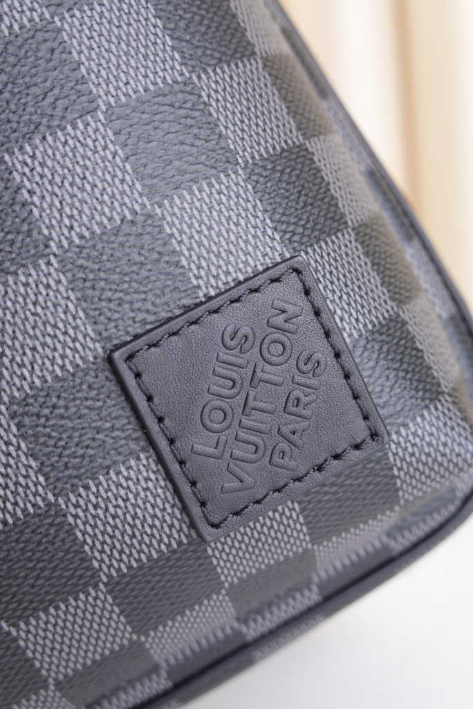 Louis Vuitton N45302 Avenue Slingbag Damier Graphite coated canvas - Default Title - View 7