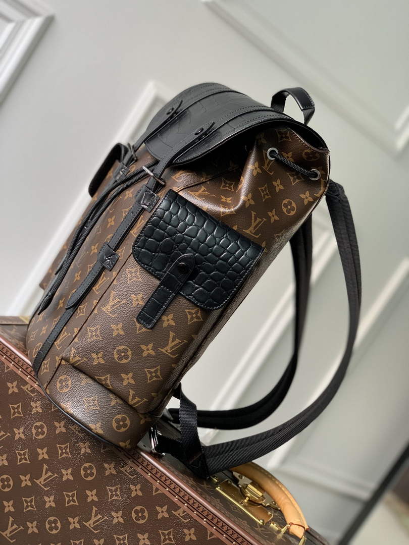Louis Vuitton N93489 Christopher Backpack PM Monogram canvas body - 38 x 44 x 21 cm / Monogram canvas - View 3