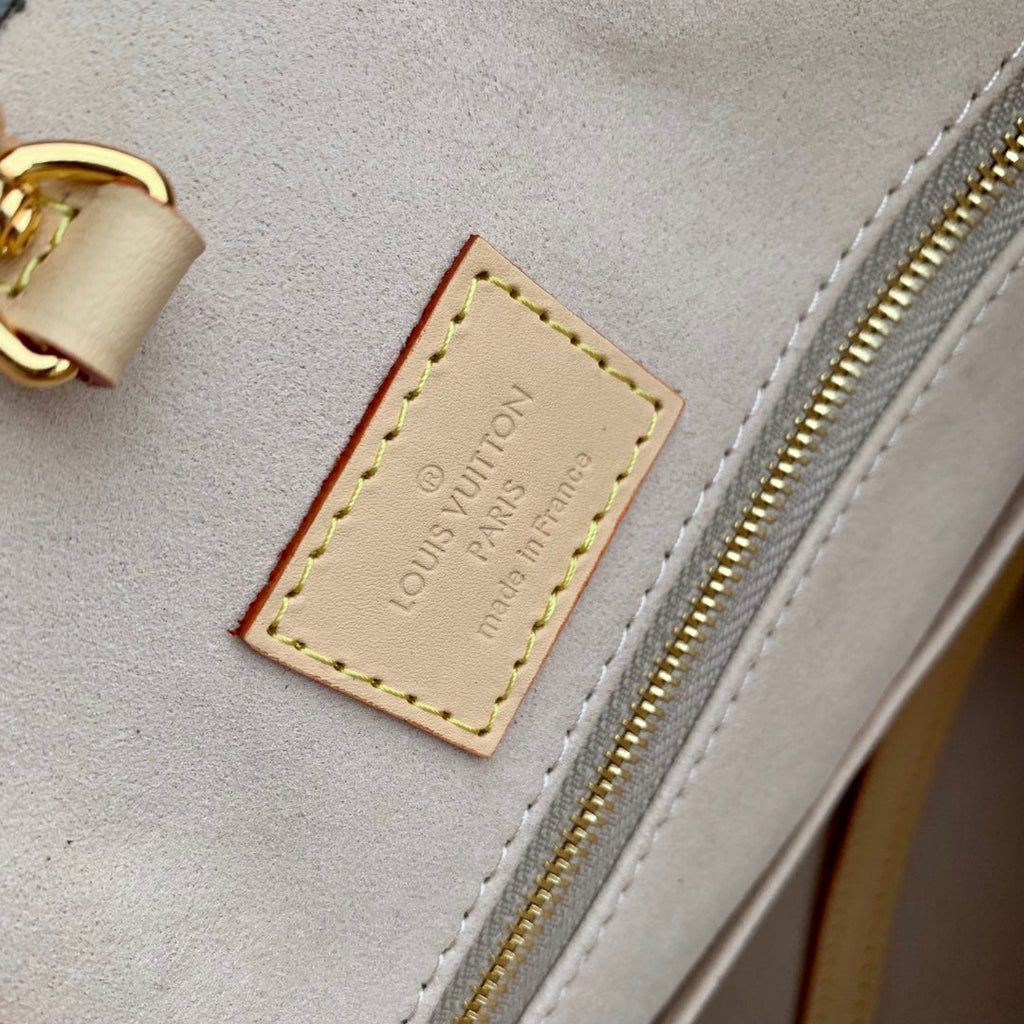 Louis Vuitton OnTheGo MM Bag M12415 - Default Title - View 9