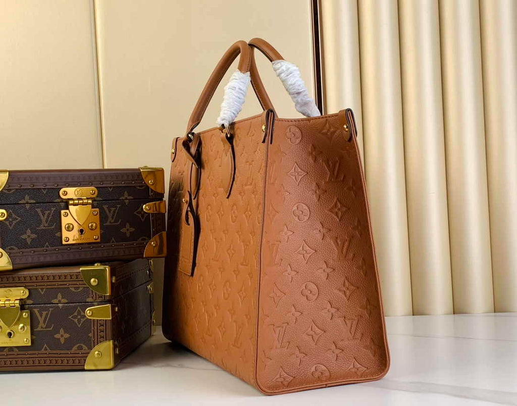 Louis Vuitton OnTheGo MM Bag M12775 - Default Title - View 7