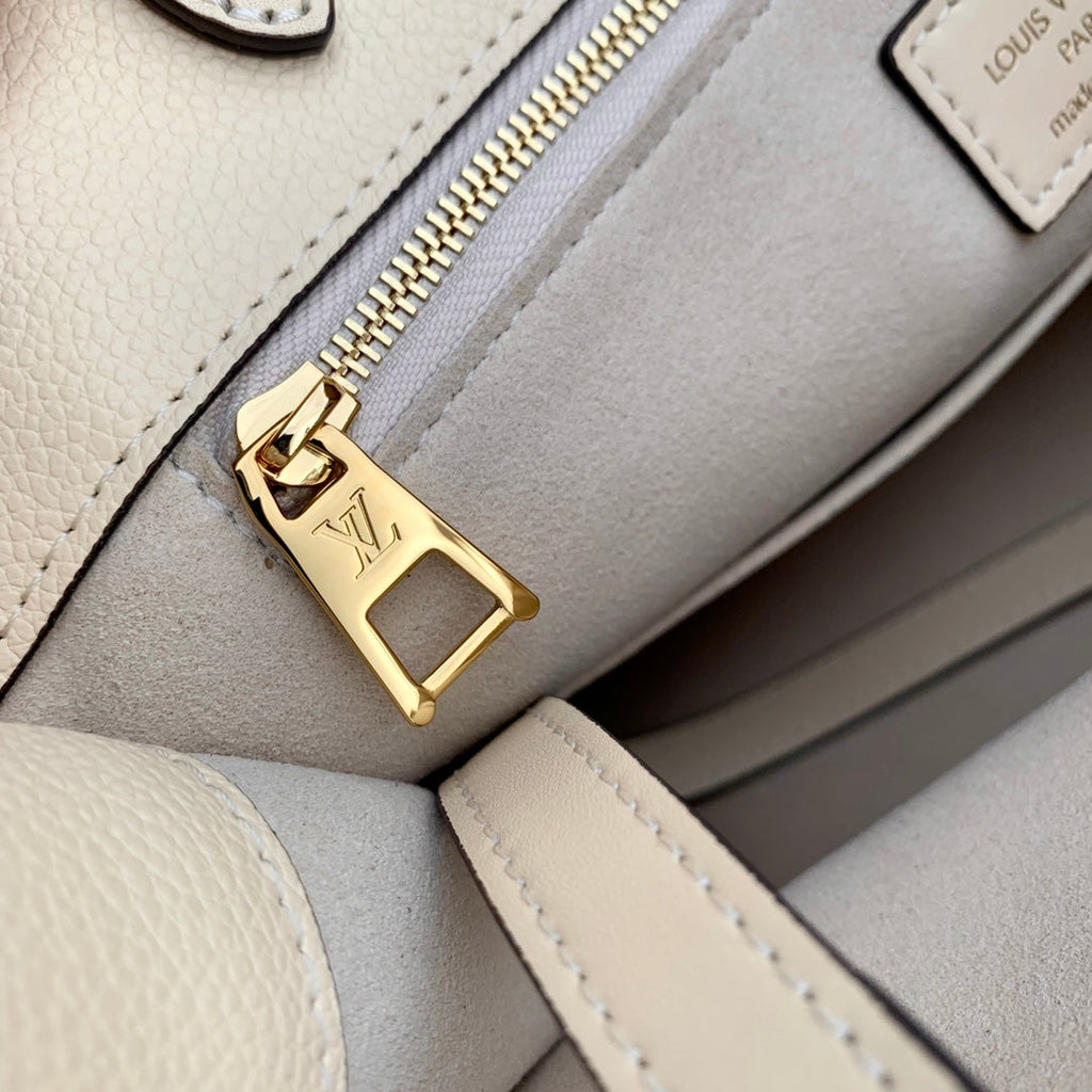 Louis Vuitton Onthego PM Bag M46569 Crème Beige - Default Title - View 9