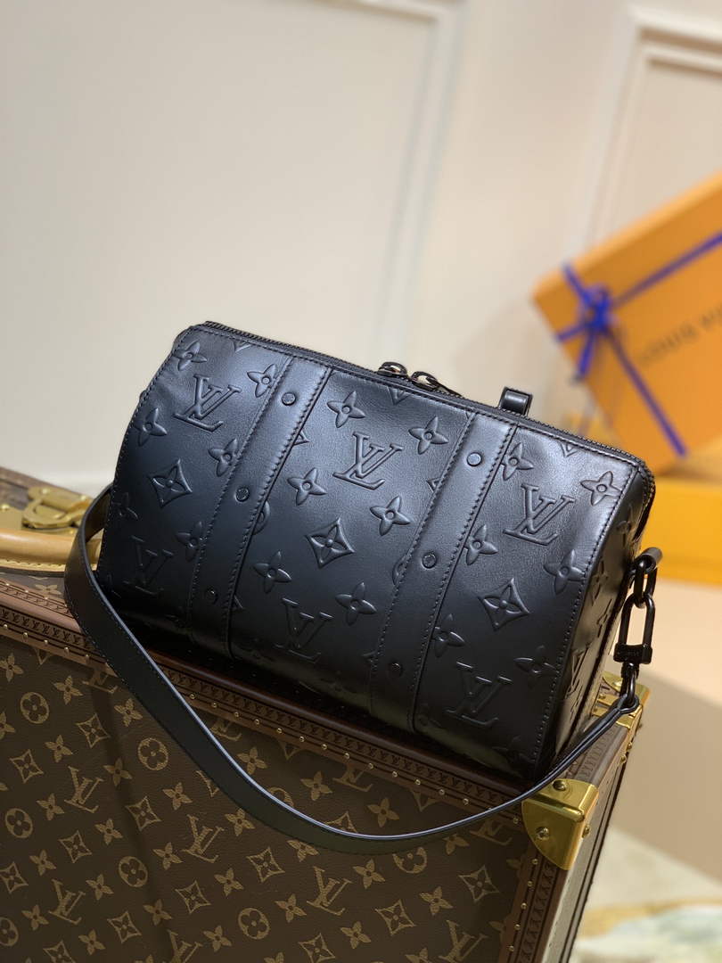 LV M57955 Louis Vuitton City Keepall Travel Men Bag Black