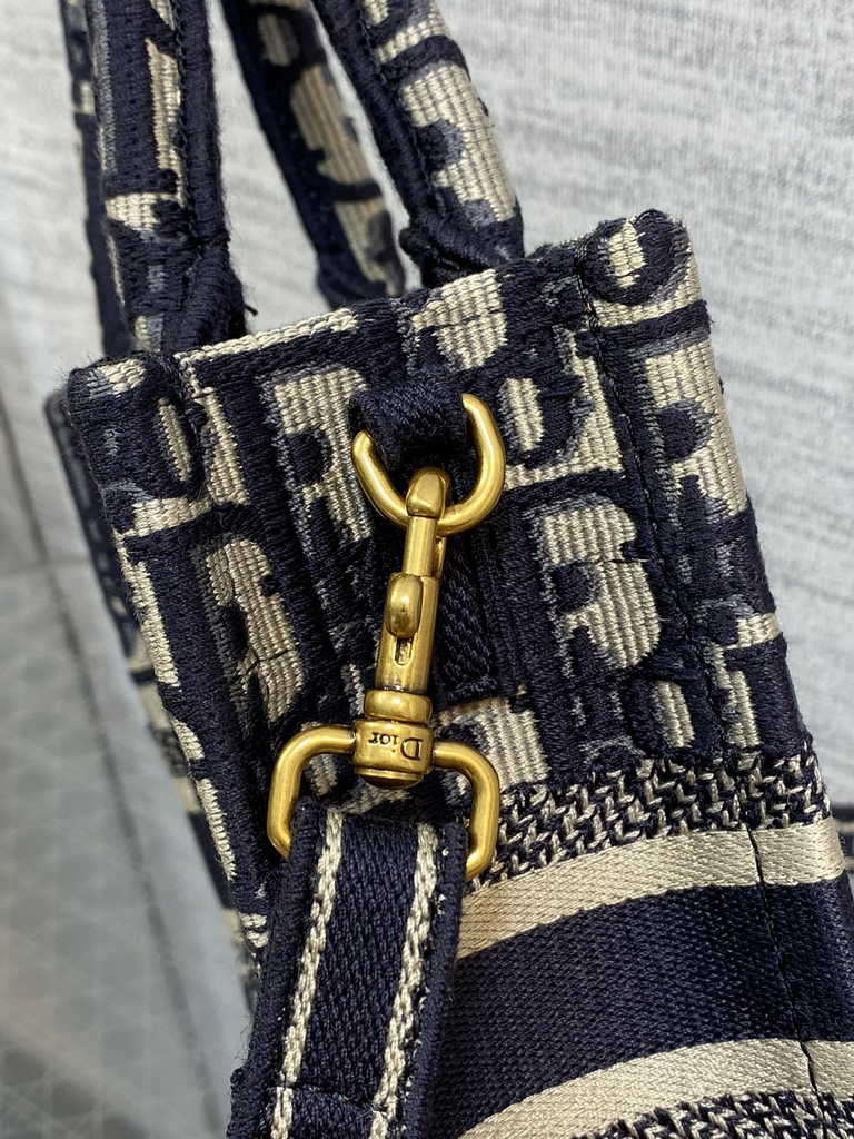 Mini Dior Book Tote Phone Bag S5555 Blue Oblique Embroidery - Default Title - View 7