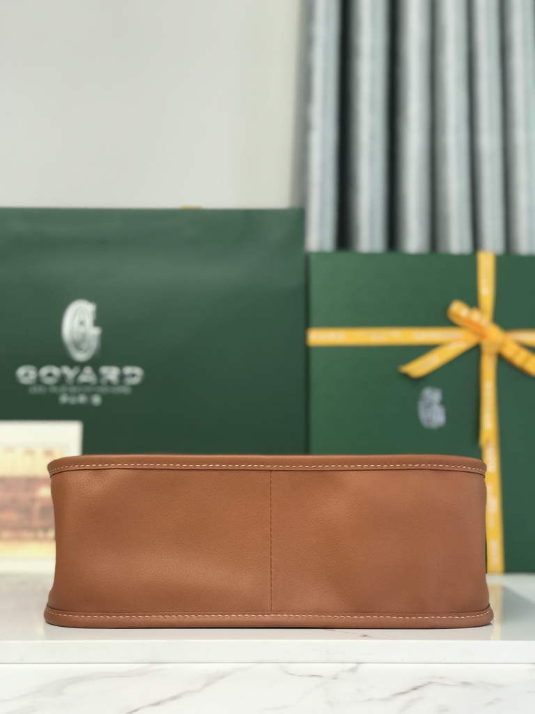 Goyard Musette bag, Goyardine Canvas Brown