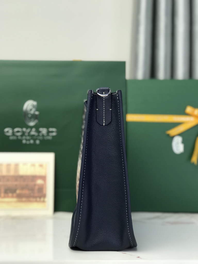 Goyard Musette bag, Goyardine Canvas Black