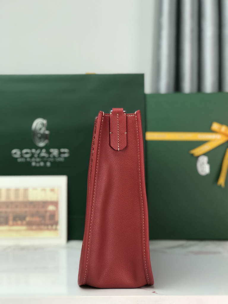 Goyard Musette bag, Goyardine Canvas Red