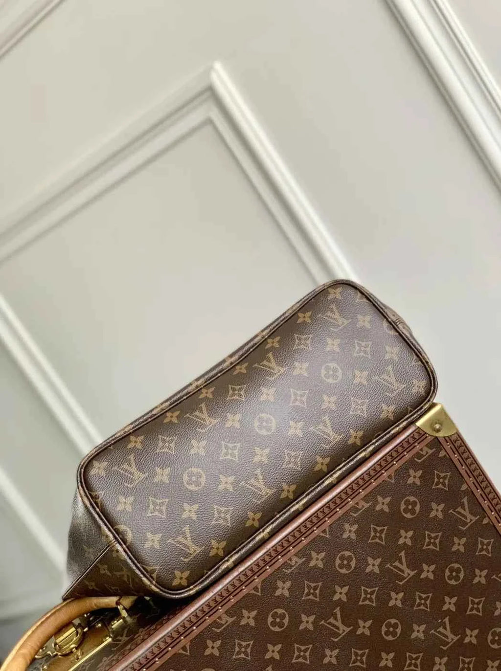Louis Vuitton Neverfull Inside Out MM Bag, M14994 Monogram Navy Coated canvas