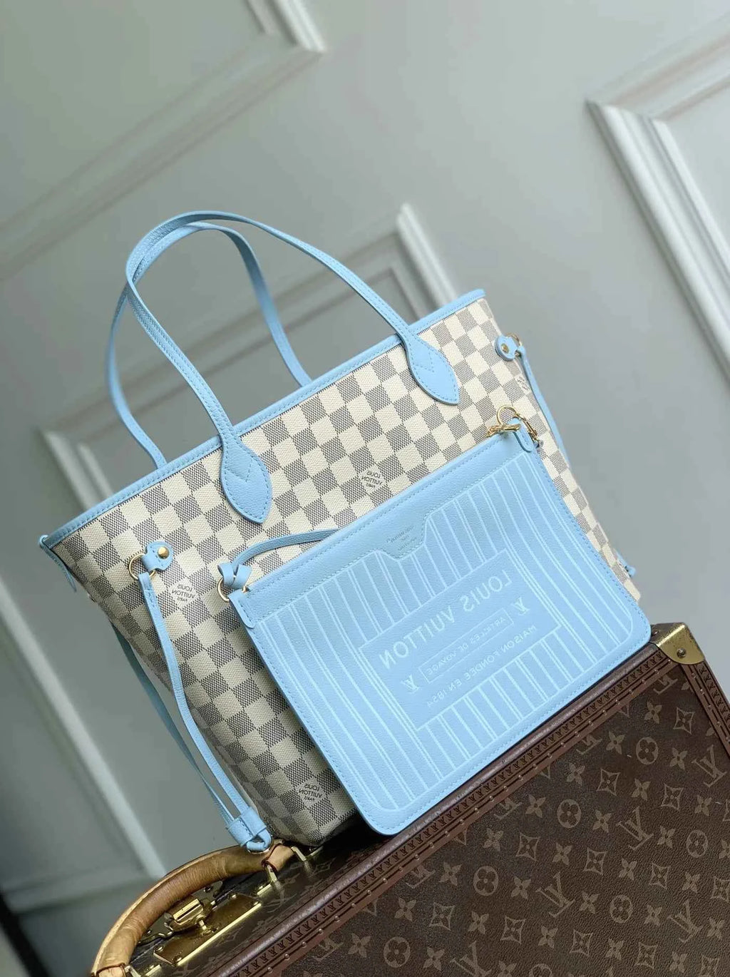 Louis Vuitton Neverfull Inside Out MM Bag, N40946 Damier Azur Bleu Olympe