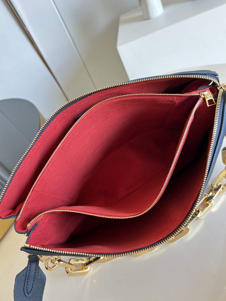 Louis Vuitton M21204 Coussin MM Handbags Lambskin Navy Blue - Default Title - View 8