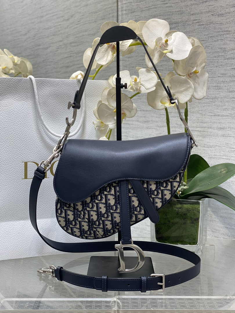 Saddle Bag with Strap M0455 Blue Dior Oblique Jacquard and Smooth Calfskin - Default Title - View 1