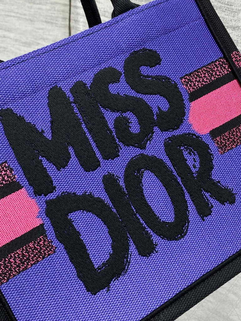 Small Dior Book Tote M1265 Two-Tone Fuchsia and Purple Miss Dior Graffiti Embroidery - Default Title - View 9