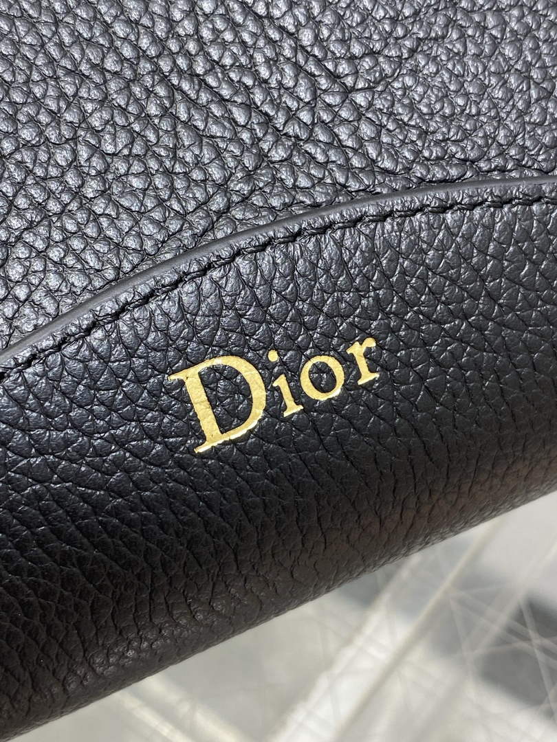 Small Dior Médaillon Bucket Bag - Black Grained Calfskin M1531 - Default Title - View 4