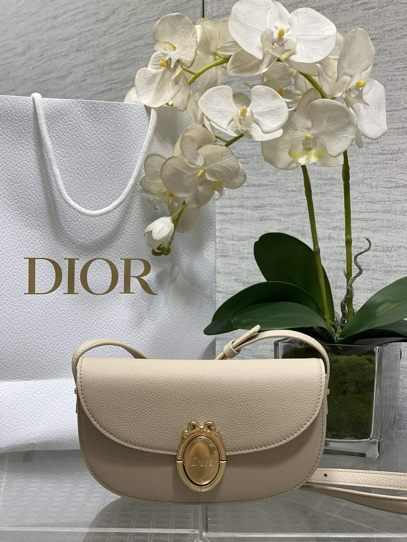 Small Dior Médaillon Flap Bag – Beige Grained Calfskin M3919 - Default Title - View 1