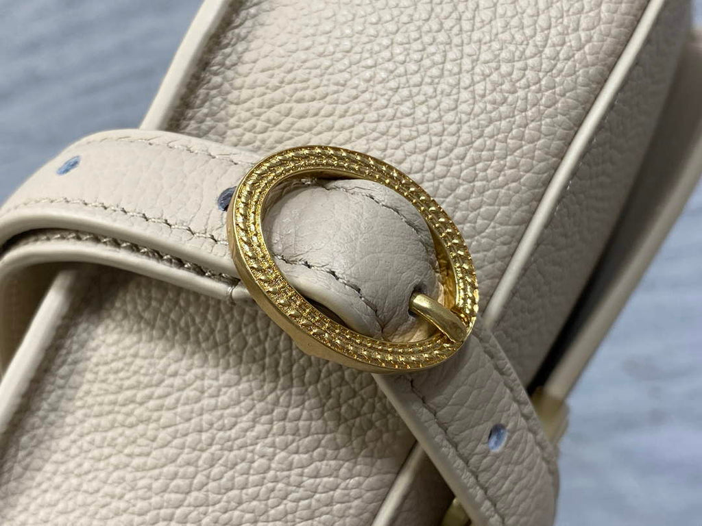 Small Dior Médaillon Flap Bag – Beige Grained Calfskin M3919 - Default Title - View 5
