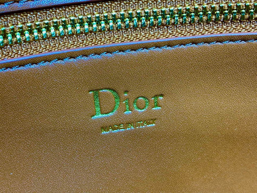Small Dior Médaillon Flap Bag – Brown Grained Calfskin M3919 - Default Title - View 10
