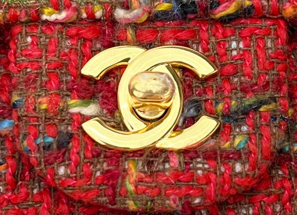Chanel A01112 Classic Handbag Wool Tweed Gold-Tone Metal Red - Default Title - View 4