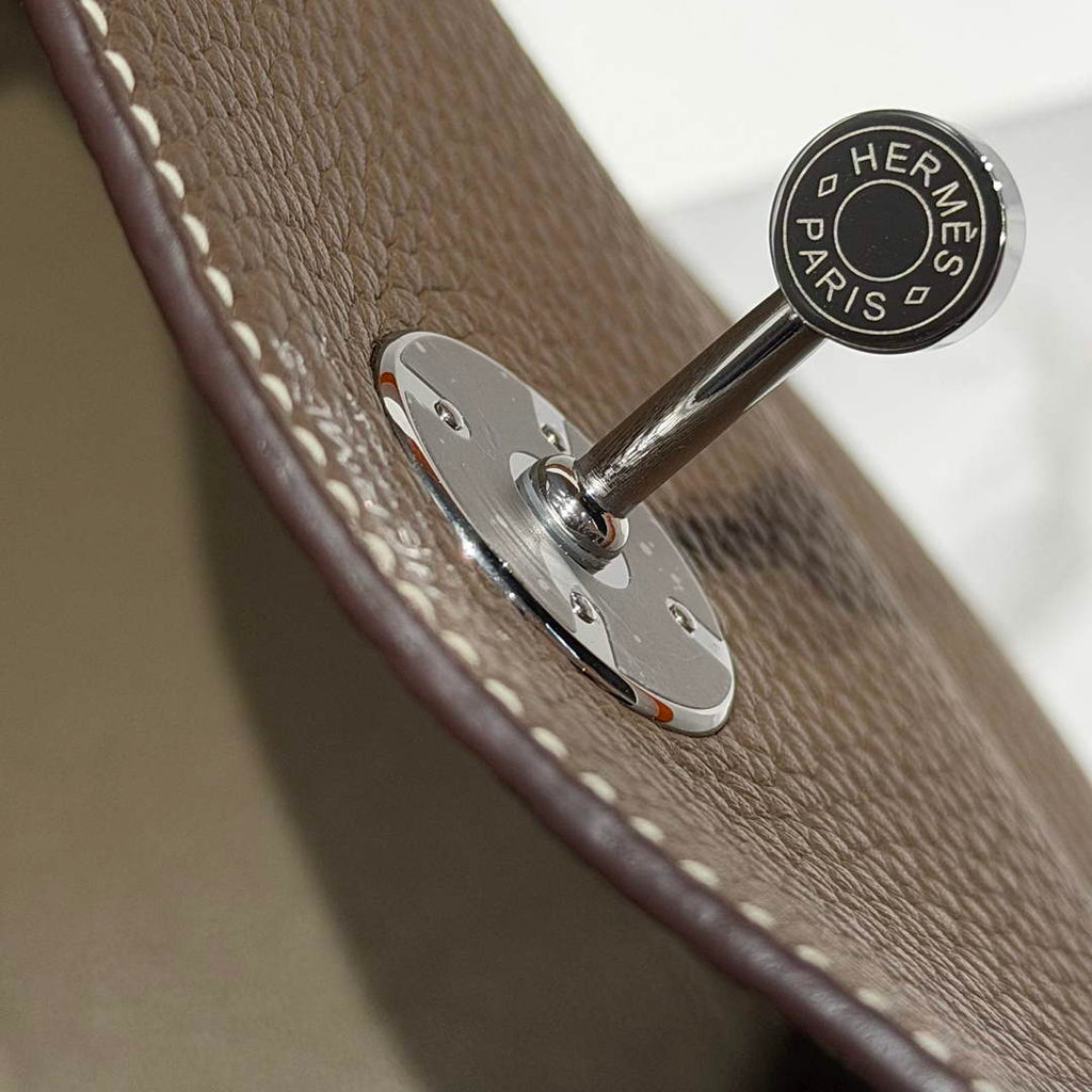 Lindy Hermès 26 Bag Togo Leather H265123 - Default Title - View 6