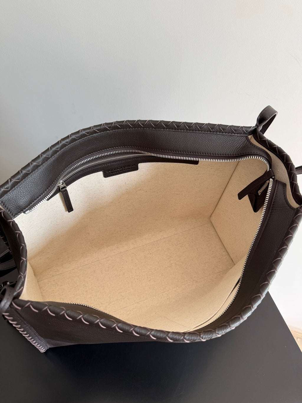 Bottega Veneta Men's Corriere Messenger Bag – Brown 826852