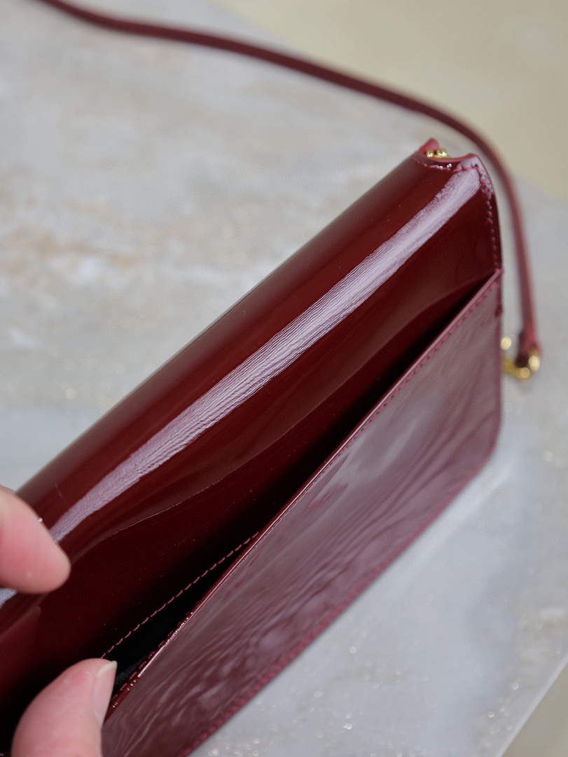 YSL CASSANDRE phone holder 635095 in patent leather red - Default Title - View 9