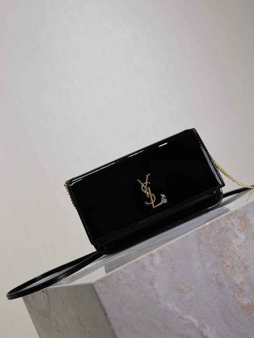 YSL CASSANDRE phone holder 635095 in patent leather black - Default Title - View 2